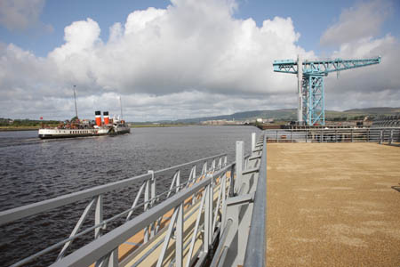 The Waverley passing the Clydebank Titan Crane